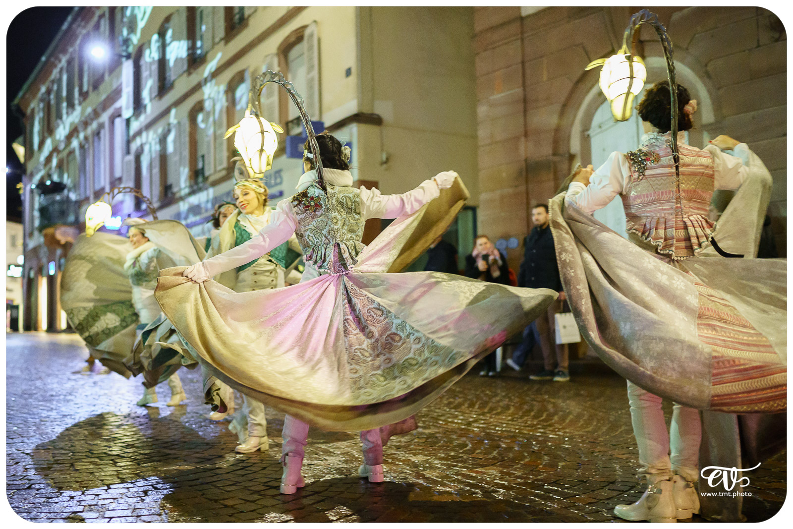 PARADE AMOUREUSE (CIE REMUE MENAGE)